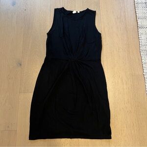 Women’s GAP EUC sleeveless dress - size medium